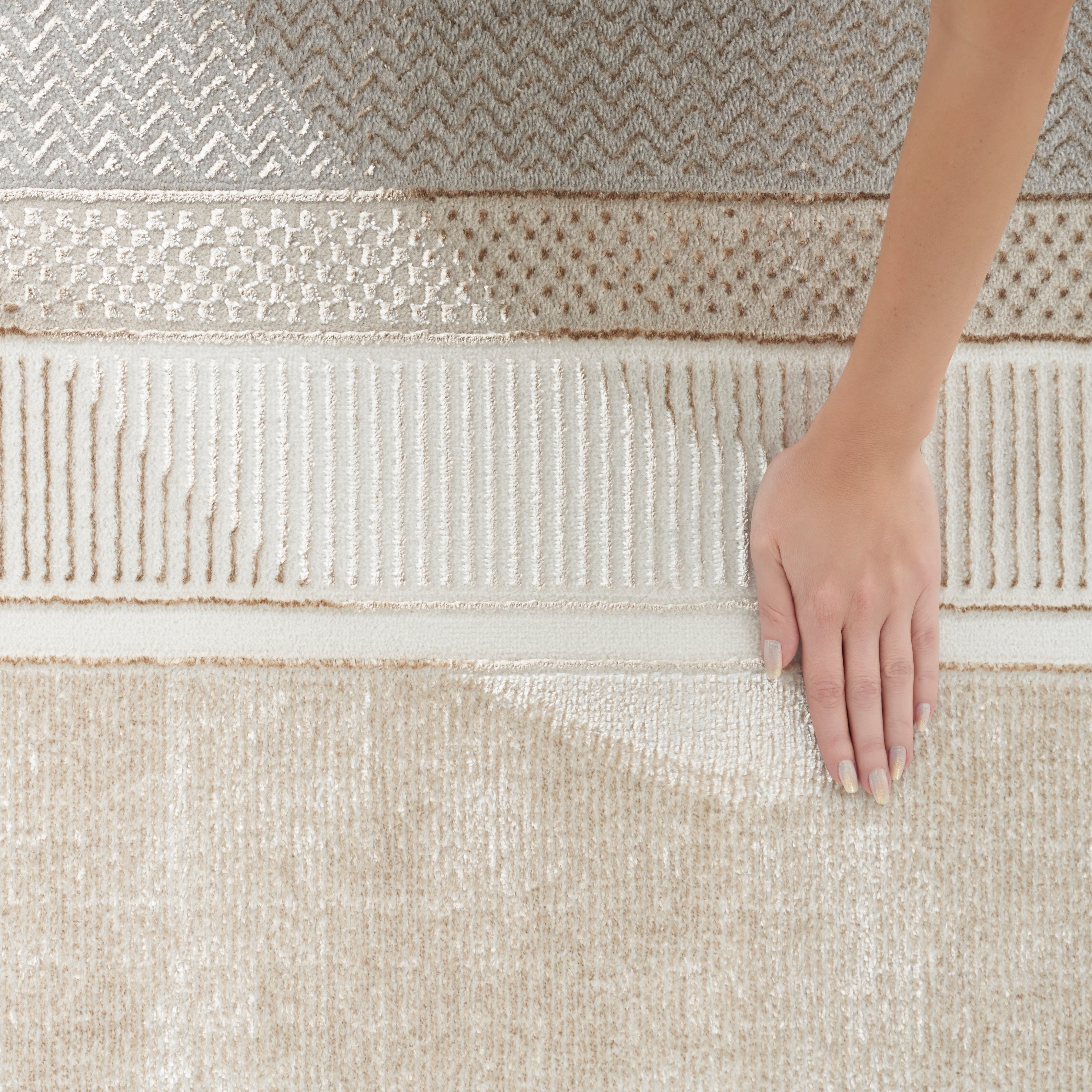 Nourison Glitz GLZ07 Ivory Large Rectangle Rug
